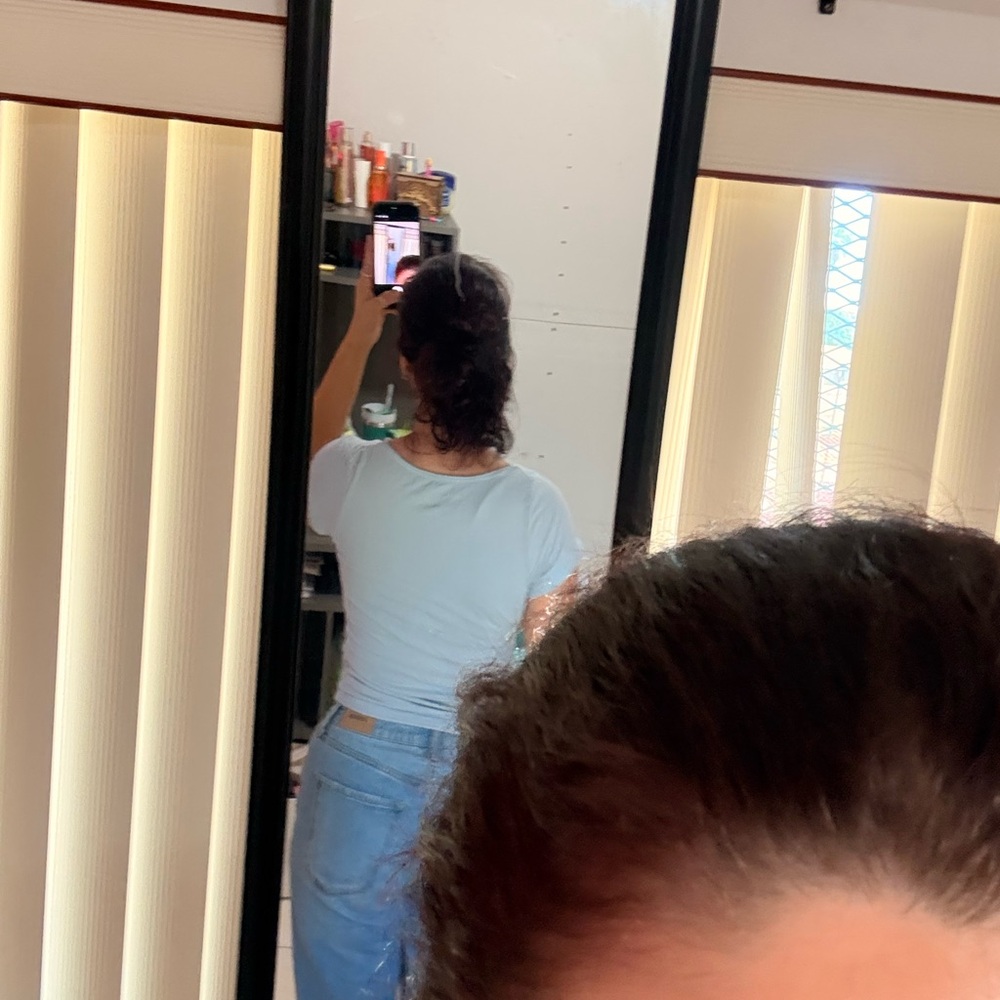 Brandy Melville Light Blue Short Sleeve Tee - Picture 3 of 9